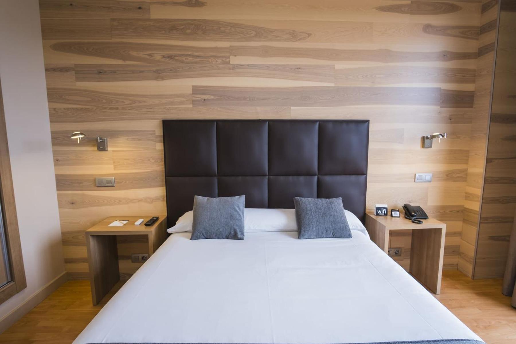 Alda El Espinar Hotel Екстериор снимка