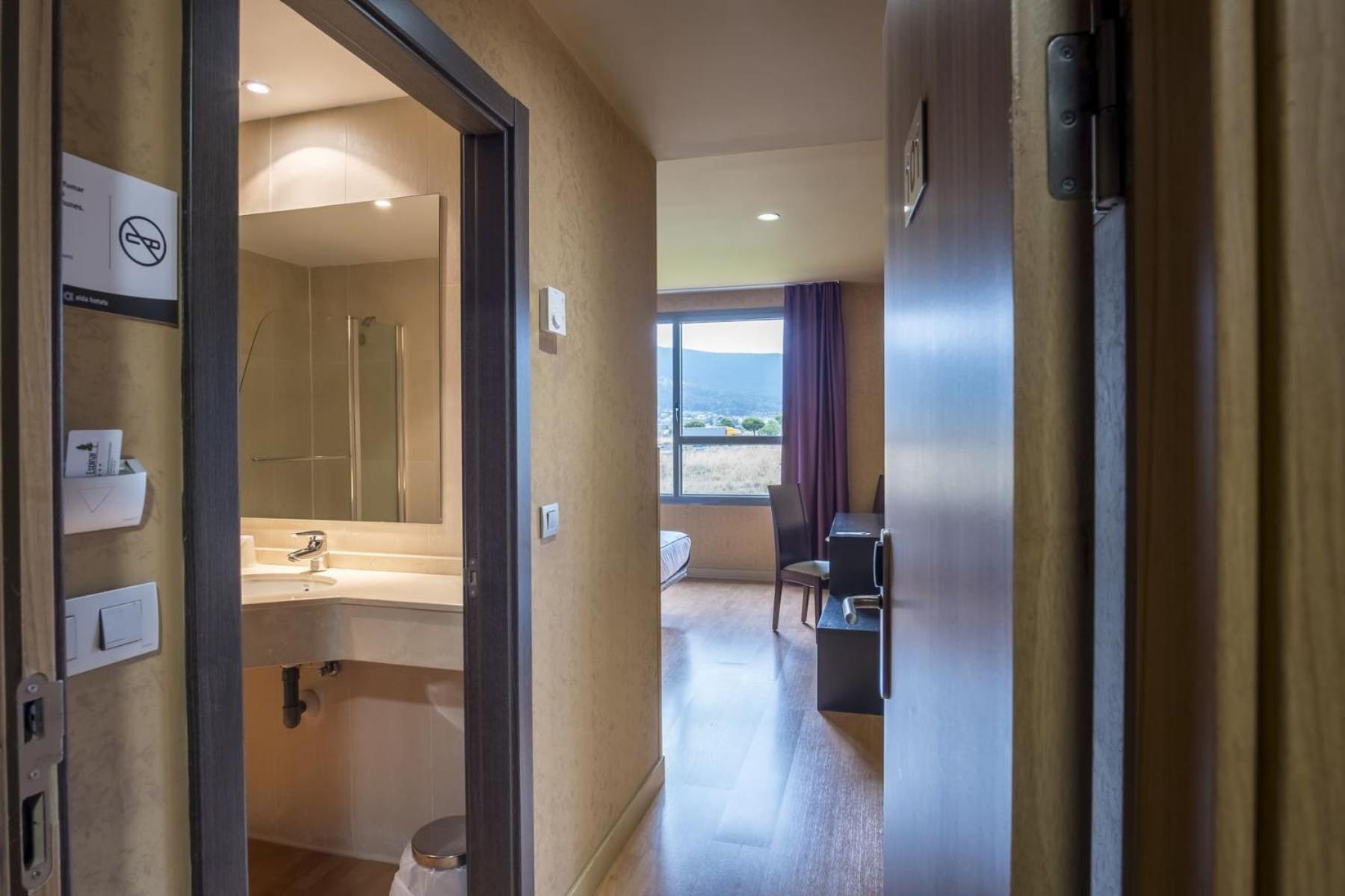Alda El Espinar Hotel Екстериор снимка