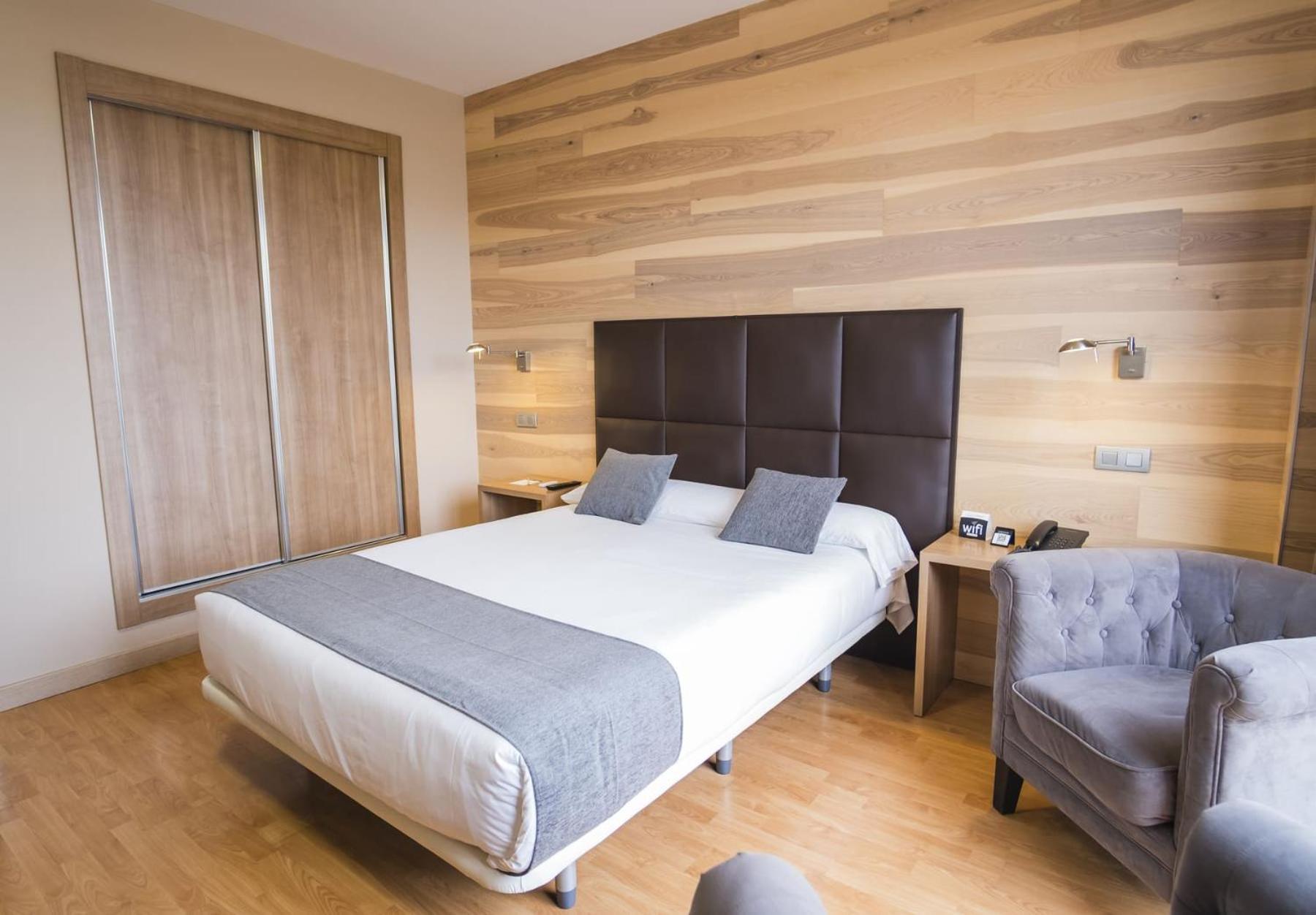Alda El Espinar Hotel Екстериор снимка