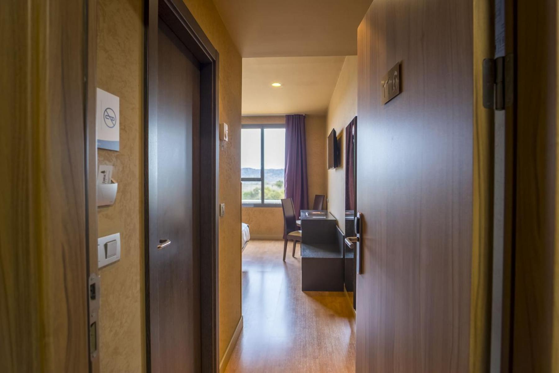 Alda El Espinar Hotel Екстериор снимка